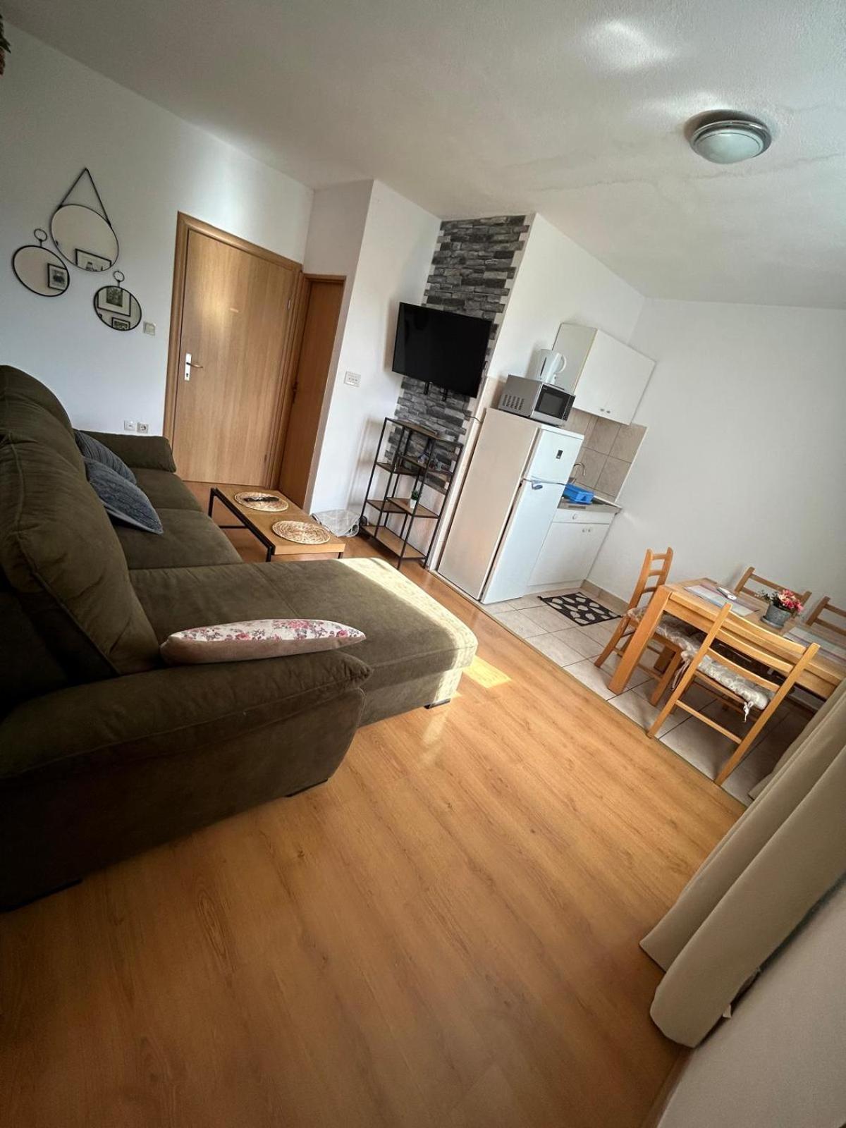 Apartmani Grgic Трогир Экстерьер фото