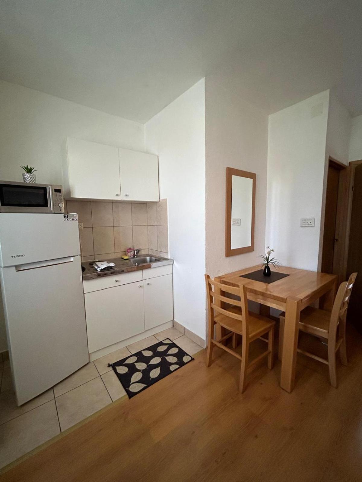 Apartmani Grgic Трогир Экстерьер фото