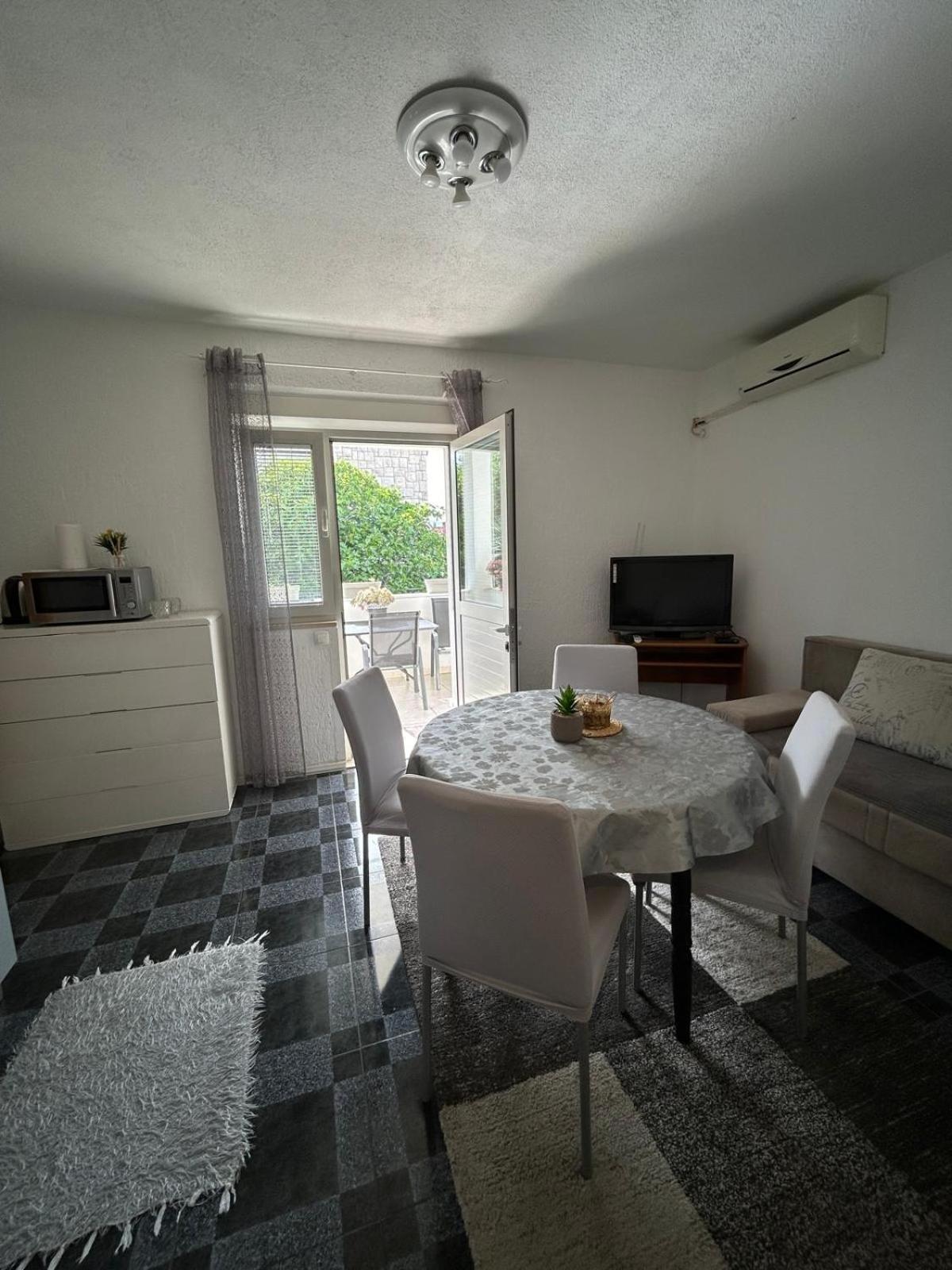 Apartmani Grgic Трогир Экстерьер фото